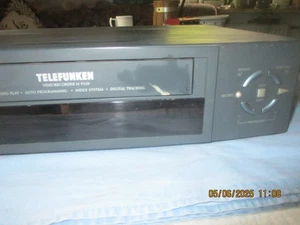 VHS Videorecorder 'TELEFUNKEN M 9520', Show View - Bild 1 von 3
