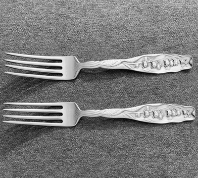 "2 horquillas Whiting Manufacturing Co. Lily of the Valley Sterling'6 7/8""" Foto 1 de 4