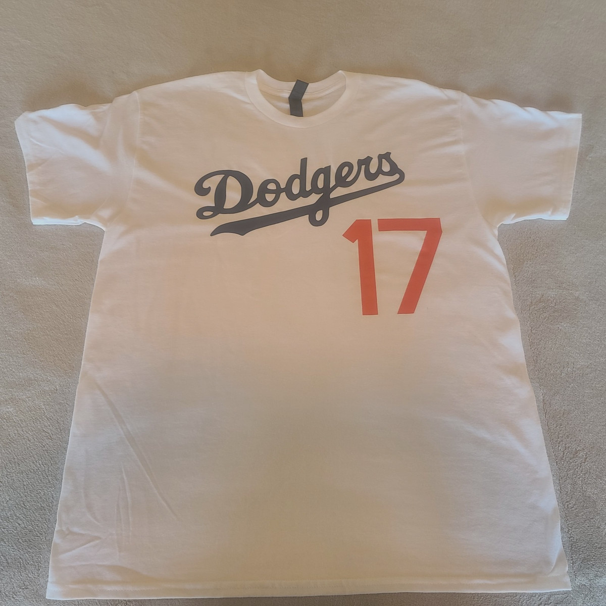 Tシャツ・カットソー Los Angeles Dodgers Shohei Ohtani #17 White  T-Shirt Los Angeles Dodgers Shohei Ohtani White T-Shirt – New Era Cap
