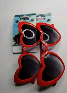 Foster Grant Woman's Red Heart Sunglasses Set Of 2 - Picture 1 of 3