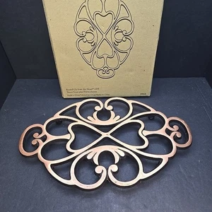 The Pampered Chef "Round Up From The Heart" 2009 Trivet Copper Color W/ Rubber - Picture 1 of 16