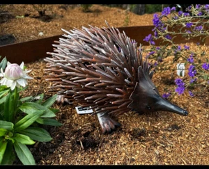 Rustic metal echidna garden sculpture decor spiny anteater ornament hedgehog - Picture 1 of 3