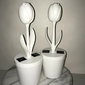 2 White Tulip Pot Solar Powered Lights Pathway Landscape Outoor Tested Modern - Picture 1 of 12