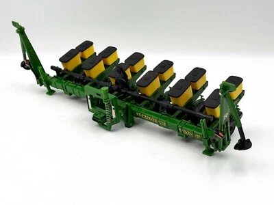 1/16 John Deere 1700 6 Row Ridgid Corn Planter Max Emerge - Image 1 of 2