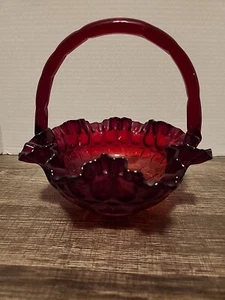 Cesto Vintage Fenton Pollice Rosso Rubino Vetro Decorativo Decorazione Casa Brilla - Foto 1 di 11