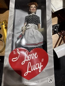 Bambola ritratto in vinile I Love Lucy - The Franklin nuova - 15 pollici - Foto 1 di 1