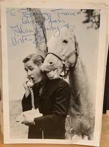 Seltenes signiertes 5 x 7 Werbefoto von Alan Young & Mister Ed aus den 1960er Jahren garantiert - Bild 1 von 4