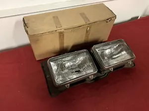 NOS 1979-82 NISSAN / DATSUN 200SX RH HEADLIGHT ASSEMBLY 26010-N8500  - Picture 1 of 3