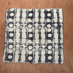 West Elm Pillow Cover 100% LINEN Screenprint Dots NAVY 18x18 Art Pearl Buttons - Picture 1 of 8