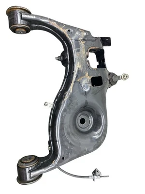 2025 GMC SIERRA EV DENALI OEM EV EAWD LH REAR LEFT LOWER CONTROL ARM *1K MILES* - Image 1 of 4