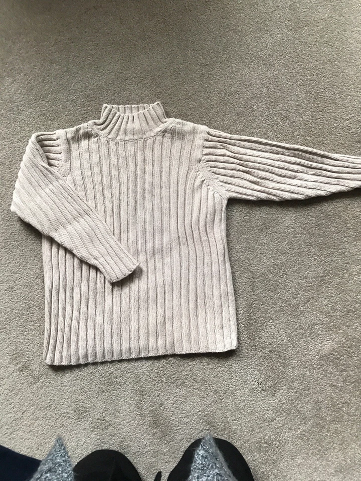 Suéter The Childrens Place natural/castanho tamanho pequeno (5/6). Ótimo negócio!!! - Imagem 1 de 4