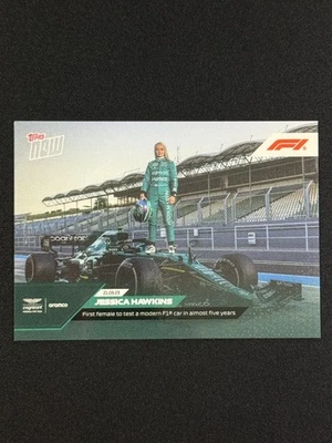 2023 Topps Now Fórmula 1 - Jessica Hawkins #53 Primera mujer en probar auto de F1 Foto 1 de 2