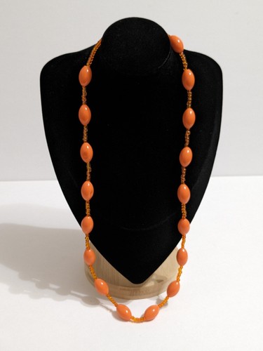 VETEMENTS Collana di perline in acrilico. Perline a forma di mandorla e rotonda. Vibe anni 70 80. 26".