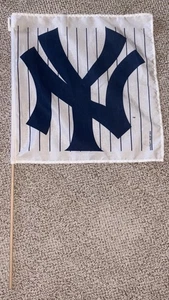 Vintage New York Yankees MLB White Pinstripe Flag Wincraft - Picture 1 of 4