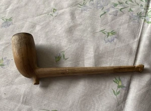 Antique Clay Pipe - Picture 1 of 5