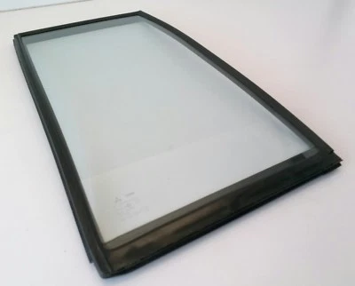 1992 Mitsubishi Montero OEM right rear fixed vent glass - Image 1 of 4