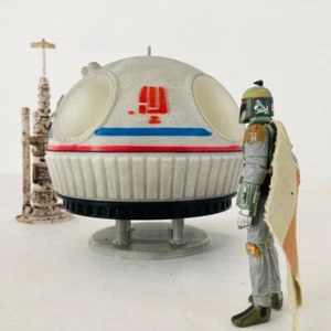Ubrikkian 9000 Z001 Landspeeder FOR 3.75 IN (1:18) FIGURE DIORAMA - Picture 1 of 7
