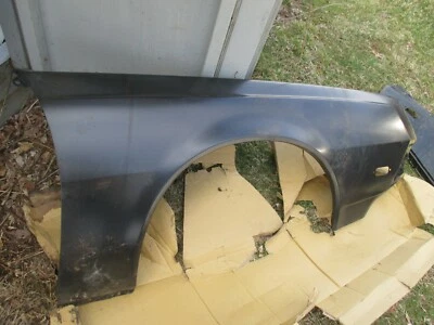 76-77 道奇 COLT 型号前挡泥板 N.O.S.  MB072485 保修 & 延长技术支持 — 第 1/3 张图片