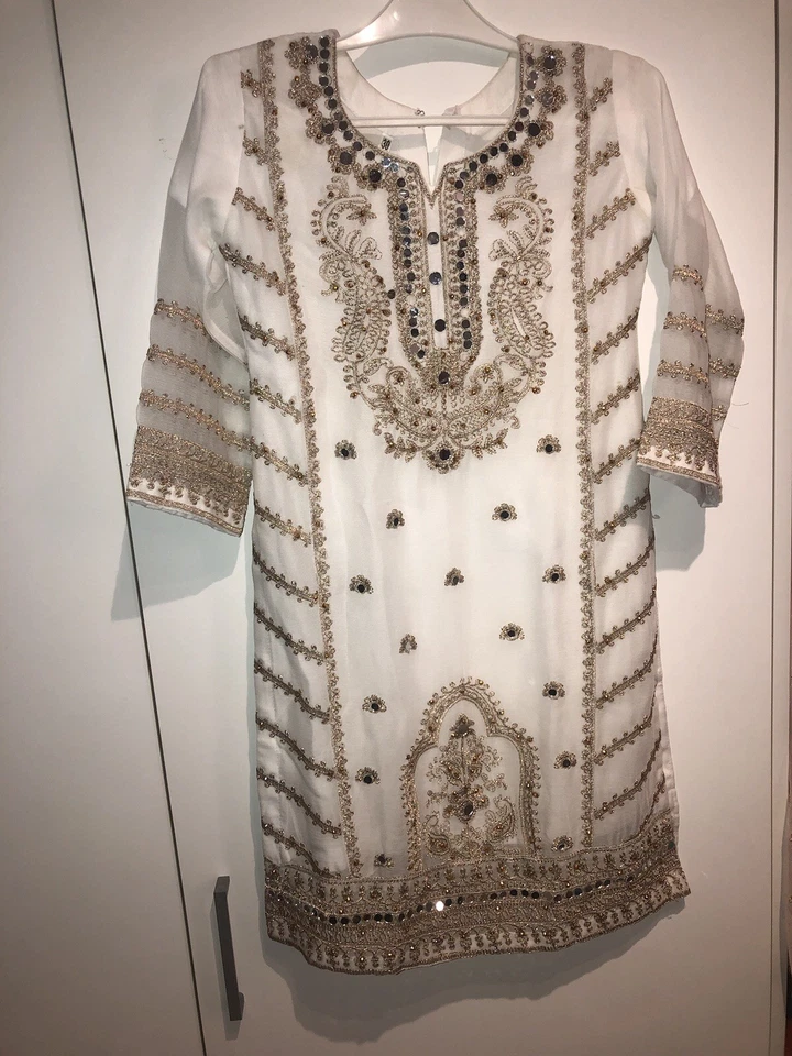 Mädchenkleider aus Pakistan/Indien - Bild 1 von 4