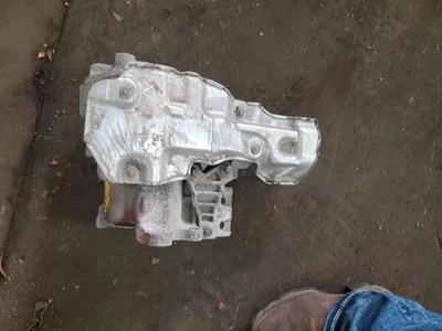 Transfer Case Thru VIN 17618 Fits 17 VOLVO S90 1706096 Foto 1 de 4