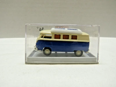 Cámper Brekina Volkswagen T1B en estuche Foto 1 de 4