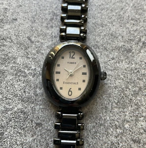 Timex Damenuhr 20 mm schwarzes Gehäuse mit schwarzem Zifferblatt und Band A1 - Bild 1 von 7