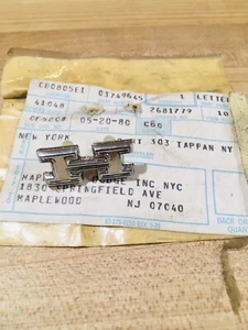 NUEVO DE LOTE MOPAR 1966-76 PLYMOUTH "H" CAPÓ, MALETERO, PANEL TRASERO CROMO LETRA ¡¡¡NUEVO EN CAJA!!!! - Imagen 1 de 2