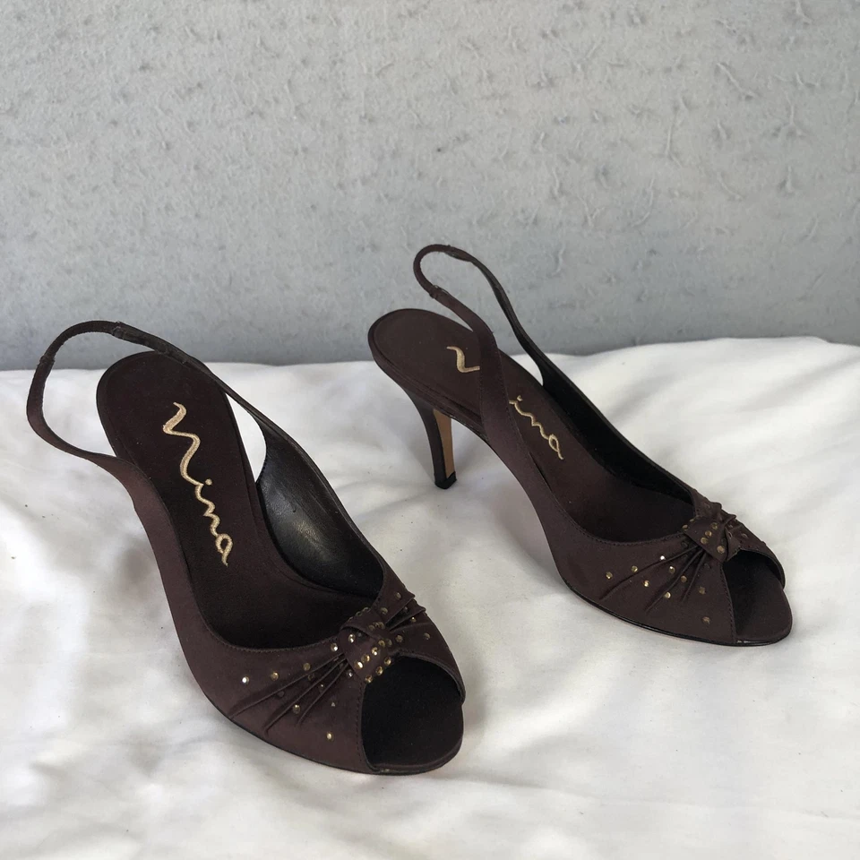 Zapatos Nina para mujer talla 5,5 marrón satinado con cordones punta abierta tacones lazo suela de cuero Foto 1 de 4