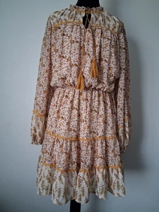 Damen Kleid Gr. M von Miss Me schöne Blumen  - Bild 1 von 3