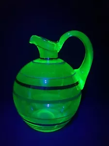 Lovely Vintage Decorated Green Clear Glass Uranium Pitcher Jug 7 1/2" - Picture 1 of 7