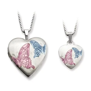 Medallón y colgante de corazón de mariposas con esmalte satinado chapado en rodio de plata de ley - Imagen 1 de 4