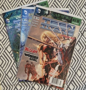 Lote de 3 cómics de DC Titans #13, 14 y 16 - Imagen 1 de 2