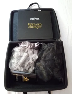 The Noble Collection Harry Potter Wizard Chess Set - complete, good - Picture 1 of 6