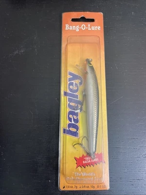 Bagley Bang-O-Lure P-SP-SBG negro/dorado 4" 1/4 oz profundidad 0-1,5' vintage nuevo en caja Foto 1 de 2