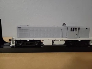HO Scale Atlas Classic RS-1 Undecorated DCC Ready (Possibly Missing Parts) - Picture 1 of 9