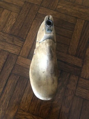 Árbol de zapatos de madera talla antigua para niños Foto 1 de 4