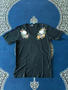 Rare Nano Universe Skull Graphic Black T Shirt Mens Unisex Medium V-Neck - Picture 1 of 5