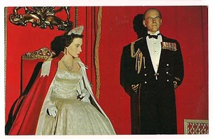 H.M. QUEEN ELIZABETH II & Philip H.R.H. Prinz Herzog Edinburgh Vintage Postkarte - Bild 1 von 2