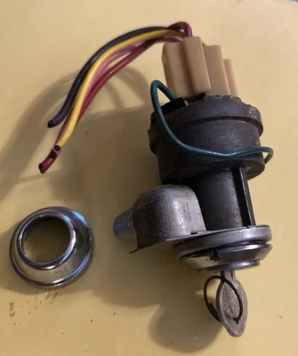 1957 Cadillac Eldorado Deville  Fleetwood Ignition switch ,  wire harness - Imagem 1 de 4