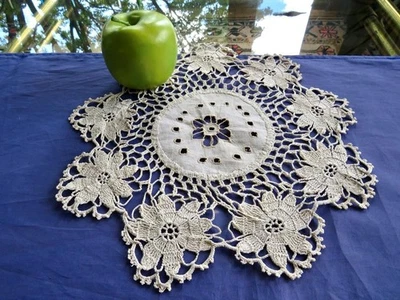 Tapete de chá antigo guardanapo bordado centro de linho com acabamento de renda de crochê núcleo da vovó - Imagem 1 de 4