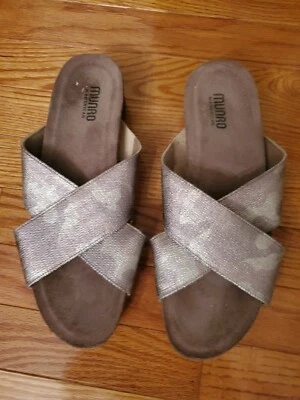 Munro American Womens Sz 10 Light Gold Crisscross Strap Slip-On Slide Sandal GUC - Image 1 of 4