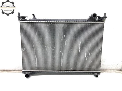 Radiador de refrigerante Jaguar XE 2017-2020 AWD 3,0 L V6 OEM Foto 1 de 4