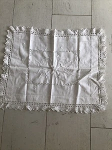 Vintage White Light Weight Linen Tablecloth 21 Inches X 16 Inches - Picture 1 of 4