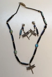 Vintage blau/schwarz Kunst Glas Perlen Libelle Halskette und Ohrring Set - Bild 1 von 14