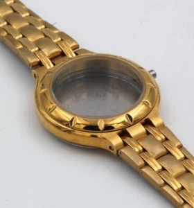 Caja de reloj con correa de acero inoxidable IP oro para movimiento de cuarzo ETA 803 114 - Imagen 1 de 3