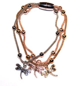 Bracelet fantaisie wrap 3 fils breloque libellule bonheur fermoir aimant 3 or - Picture 1 of 1