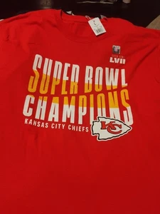 Chiefs Superbowl Champions Large T-Shirt NEW LXII unisex NWT KC - Picture 1 of 11