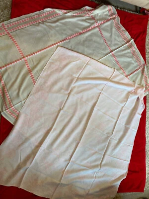 2X OMAS Tovaglie VINTAGE Anni 1970 Rosé 154X130 & 142X123 Bellissime - Bild 1 von 4