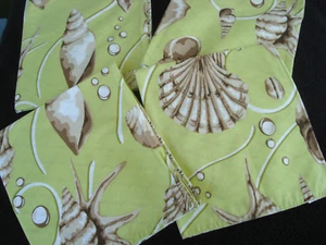 C&F Enterprises Green Brown Shell Print Reversible 17"x17" Napkins Set of Four - Picture 1 of 6