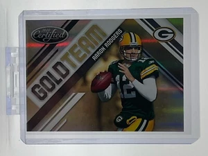 Tarjeta espejo del equipo dorado #10 2010 con certificación Panini Aaron Rodgers Packers 014/100 - Imagen 1 de 2